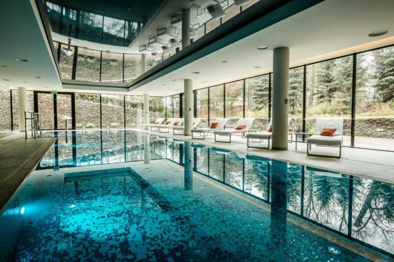 מלונות עם בריכה בורוצלב