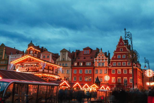 שווקי כריסמס בורוצלב - רשימת כל שווקי הכריסמס בורוצלב כולל מיקום ומה יש שם