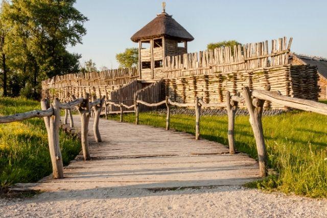 האי ביסקופין (Biskupin) בורוצלב