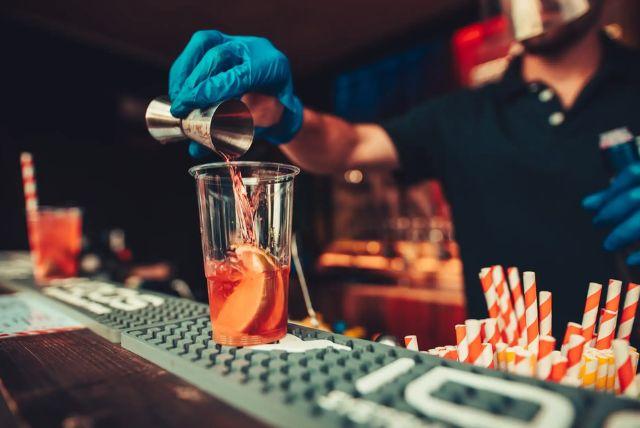 סיור וודקה מקומית ואוכל פולני בורוצלב credit to getyourguide.com