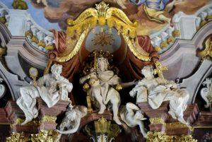 סיור באוניברסיטת ורוצלב credit to getyourguide.com