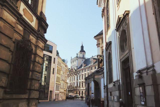 סיור באוניברסיטת ורוצלב credit to getyourguide.com