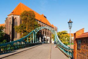 גשר המנעולים בורוצלב בצבע טורקיז (Most Tumski)