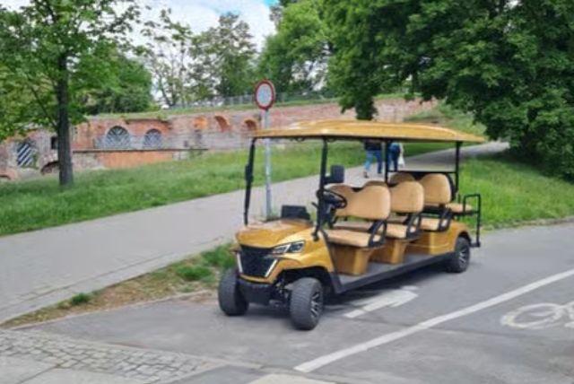 סיור ברכב חשמלי בורוצלב כולל יין credit to getyourguide.com