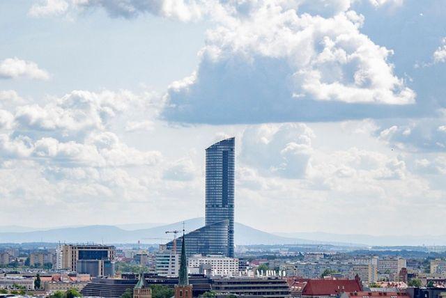 קניון במגדל סקיי בורוצלב - Sky Tower shopping mall