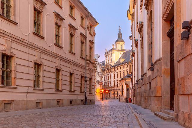 רחוב אנטונייגו (Świętego Antoniego) הרחוב המרכזי של הרובע היהודי