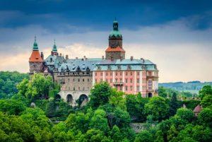 טירת קשונז' - יום טיול מורוצלב אל Ksiaz Castle credit to getyourguide.com