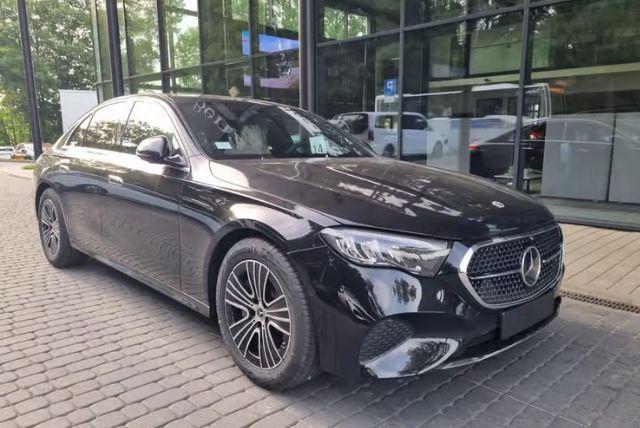 שירותי הסעות משדה התעופה של ורוצלב למלון במרכז העיר credit to getyourguide.com