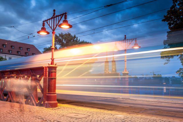 אוטובוסים וטראם בורוצלב - מדריך למטיילים