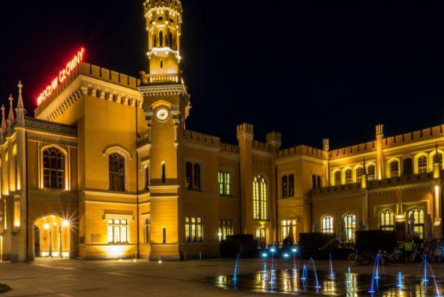 תחנת הרכבת הראשית של ורוצלב - מדריך למטיילים